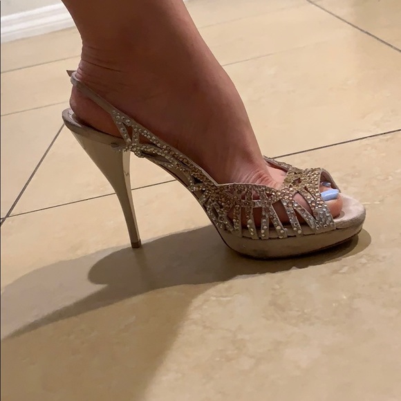 Grey Met Rhinestone Heels - Picture 7 of 8